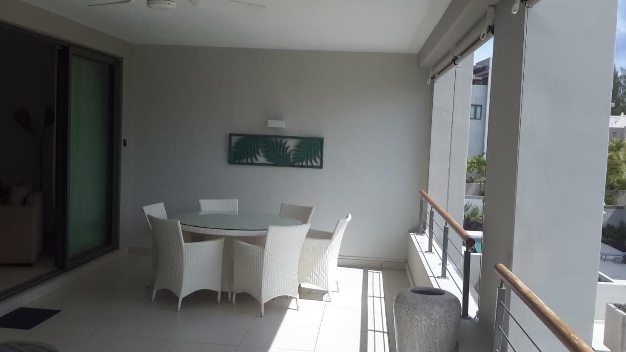 Element Bay Lux Beach Apartment Кап Малёрё Экстерьер фото
